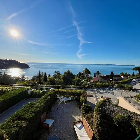 T2 Mezzanine, Piscine, Parking, Cote D'azur - Fr-1-226b-189 * Le Rayol-Canadel-sur-Mer